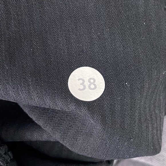 Lululemon Union Shorts Men's 38 Gray Black Gym Running Training - Picture 7 of 12